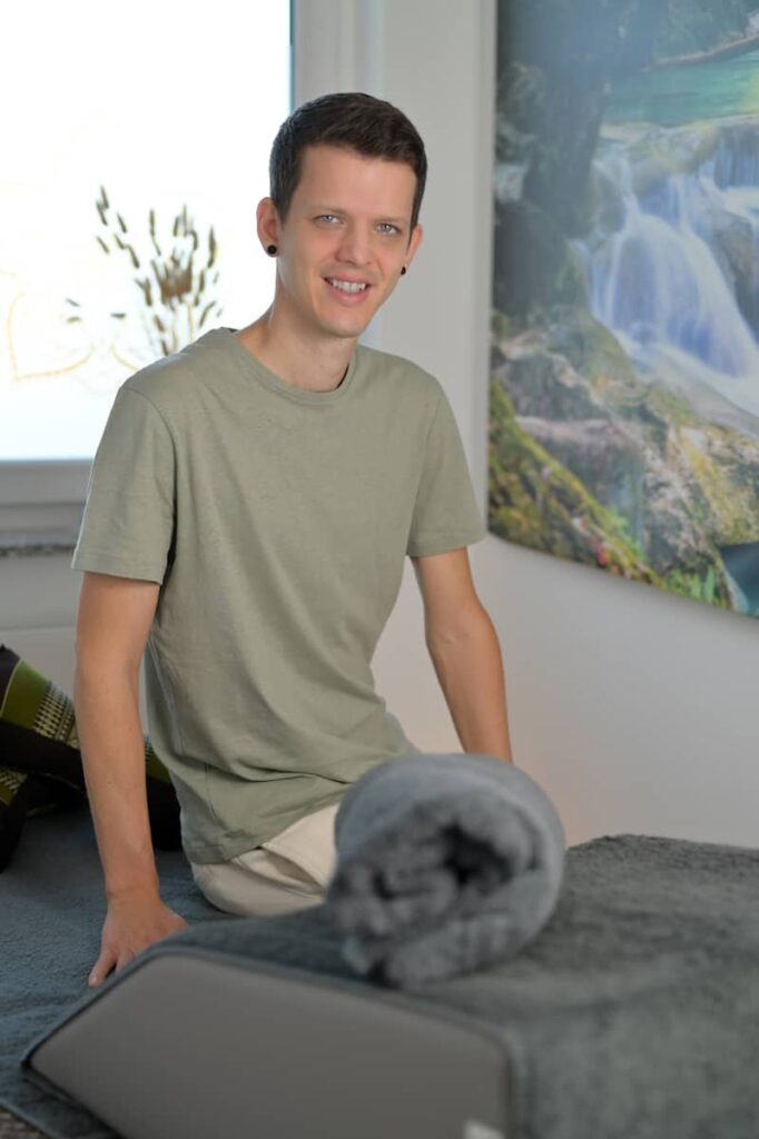 Mario Gültig - Soultouch feet massage - Fußmassage Technik Profilbild Kontakt